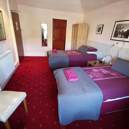 St Ronan'S Hotel Innerleithen Esterno foto
